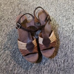 Natural soul sandals size 11